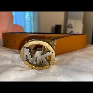 Michael Kors Reversible Belt
